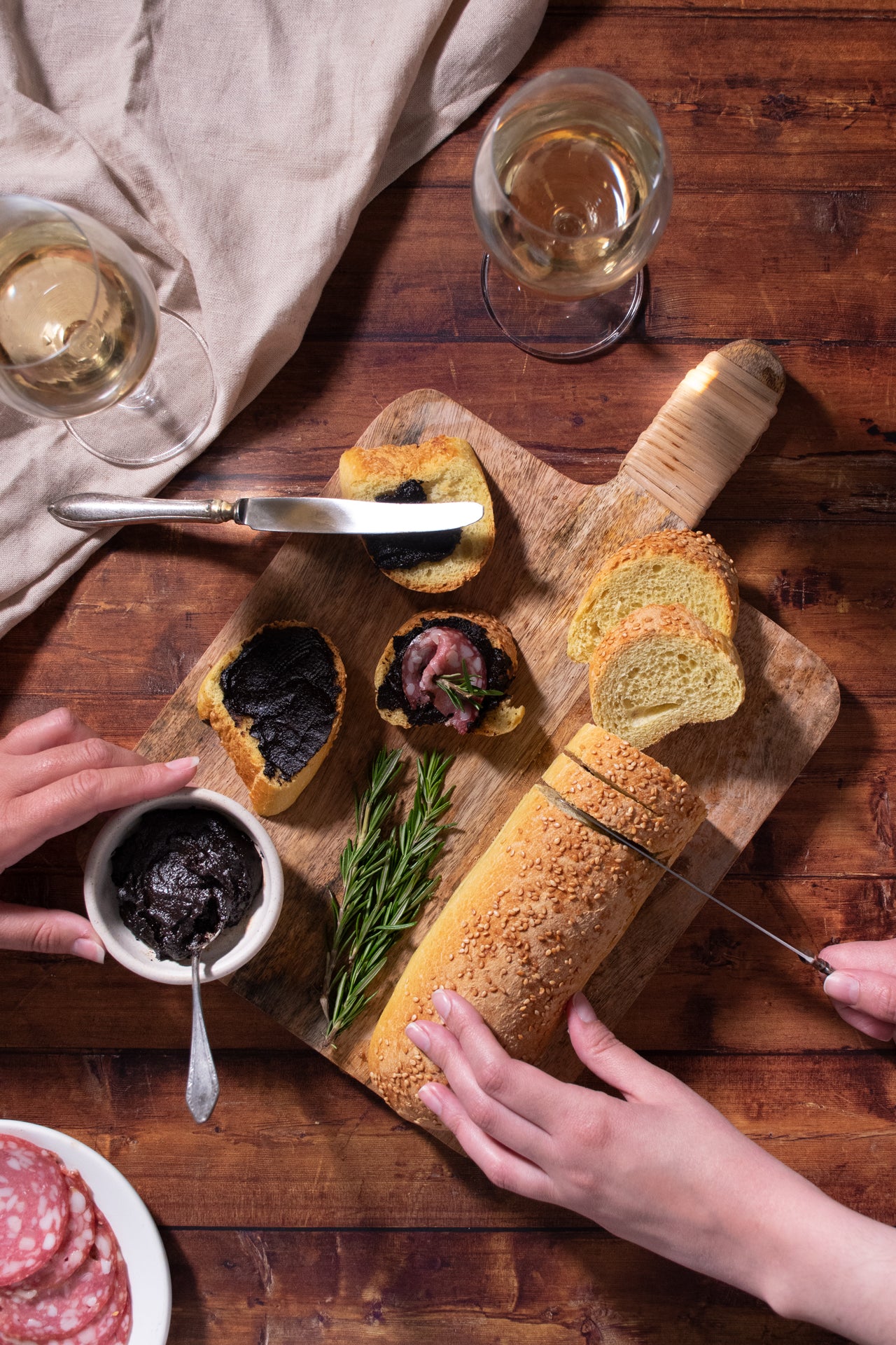 SCHWARZER KNOBLAUCH (FERMENTIERT) - Dein Superfood im Glas